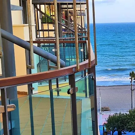 Apartment Luxury Penthouse With Ocean Views &private Jacuzzi *