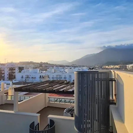 Luxury Penthouse With Ocean Views &private Jacuzzi Apartment Estepona